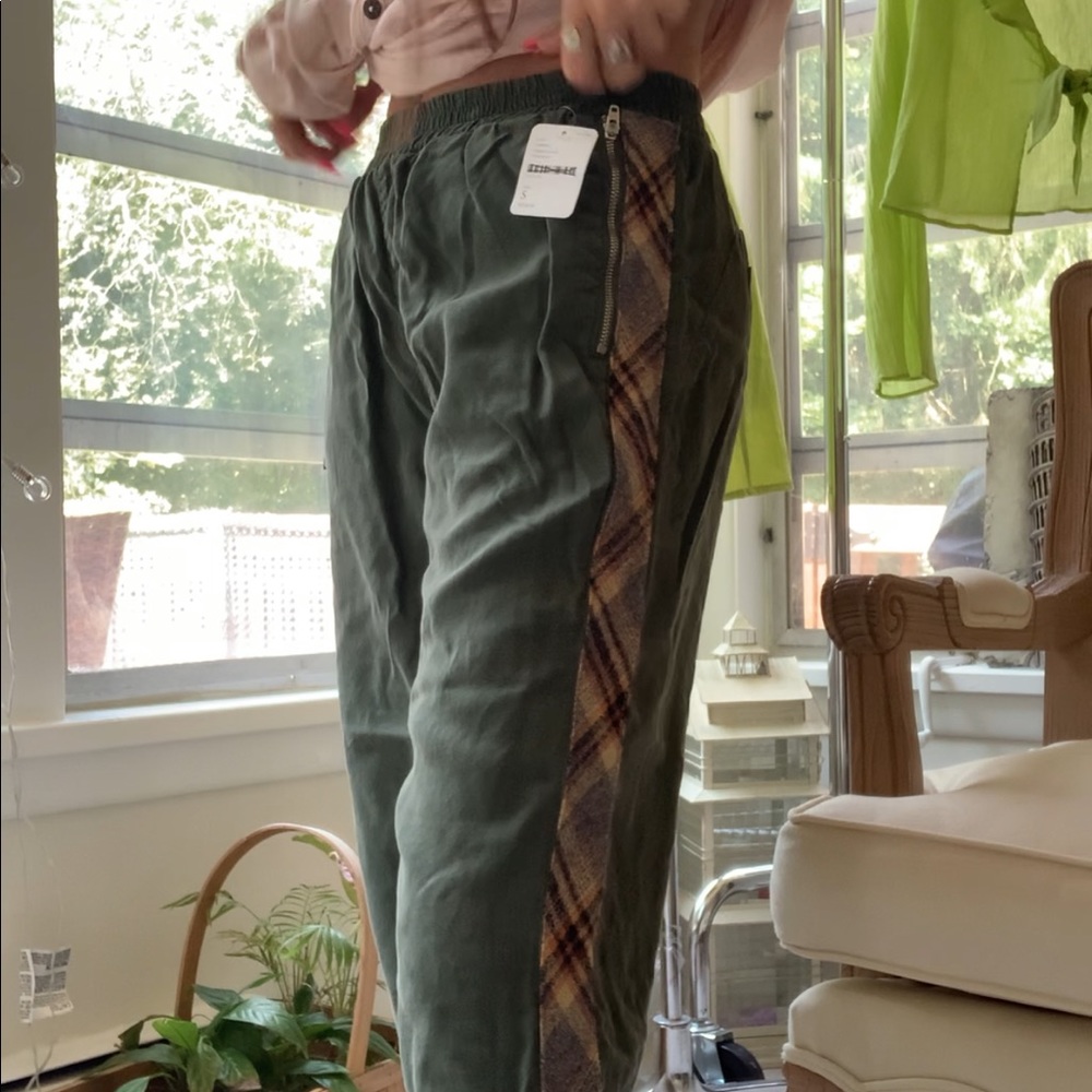 Green jogger pants